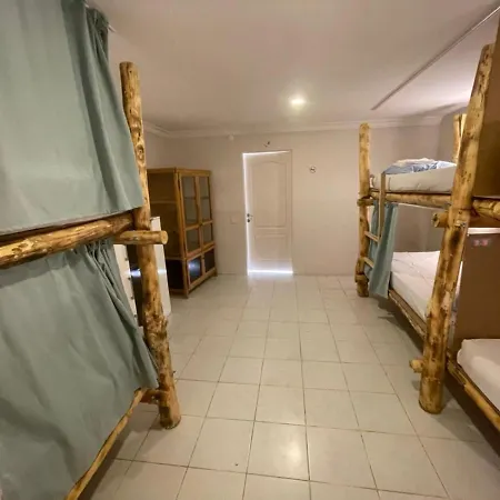 Camp&hostel Хостел Анталья